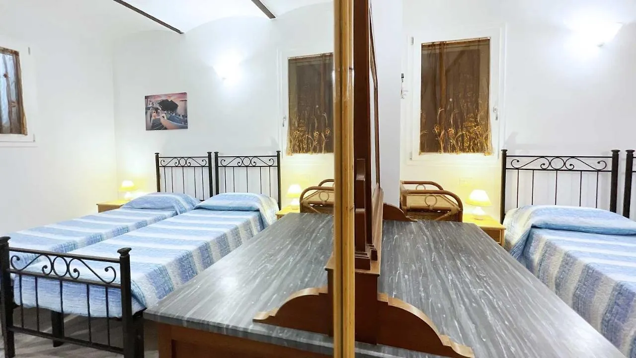 Semesterbostad Casa La Nave Enfola - Argonautivacanze Portoferraio